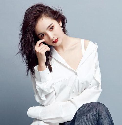 爆料杨姓明星视频,揭秘娱乐圈不为人知的一面 第3张 爆料杨姓明星视频,揭秘娱乐圈不为人知的一面 第3张